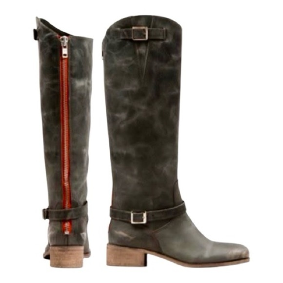 Charles David Shoes - CHARLES DAVID Vintage Riding Boot. Black. Red Zip. The Rowdy. Women’s Size 9.